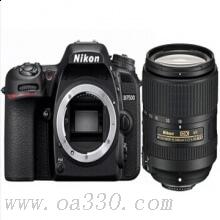 尼康 D7500 單反相機(jī)套餐 含18-300鏡頭+清潔球+清潔布+清潔刷+16G卡+清潔水